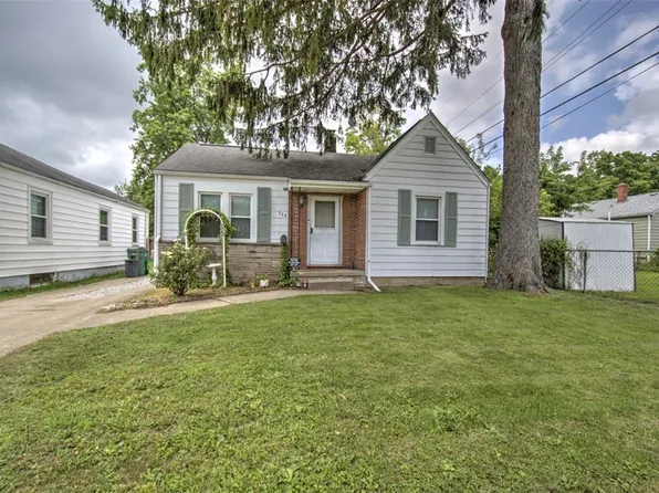 725 S 21st St, Decatur, IL 62521