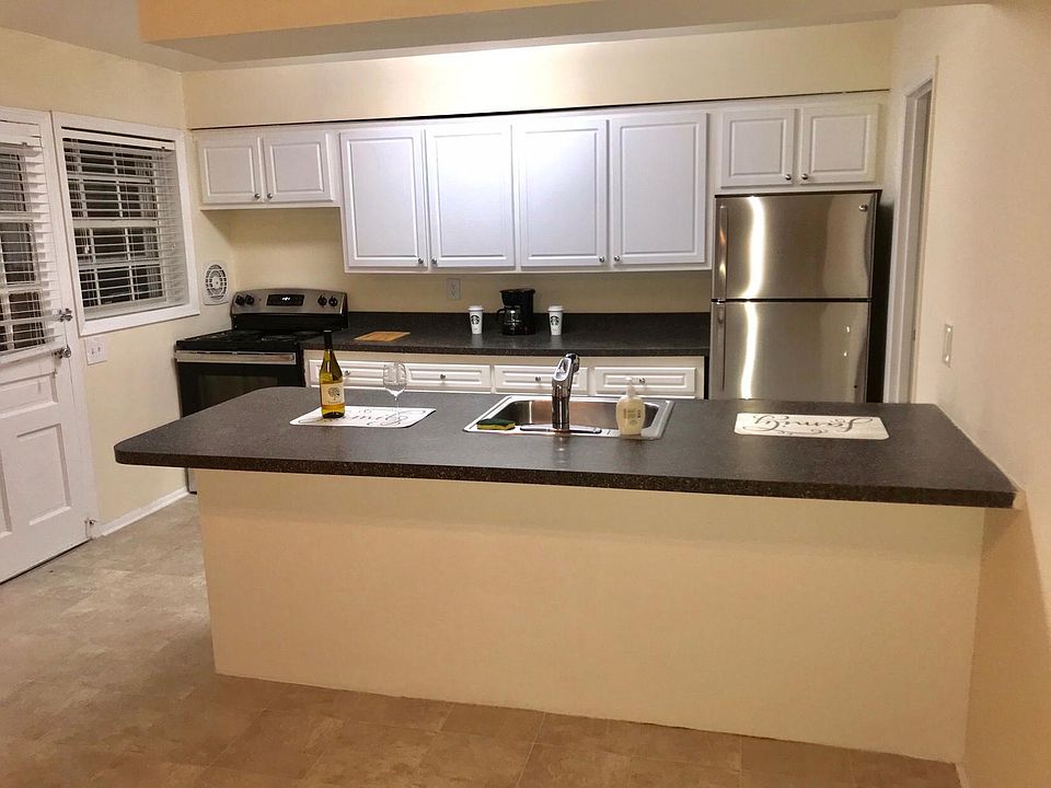 1st image of 80 Weaver Dr APT 8