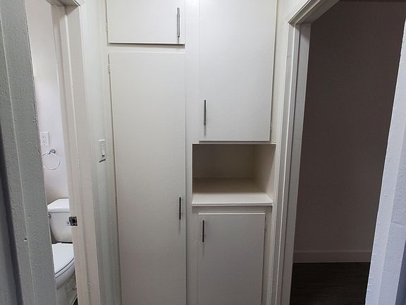 4th image of 12811 Caswell Ave #3A