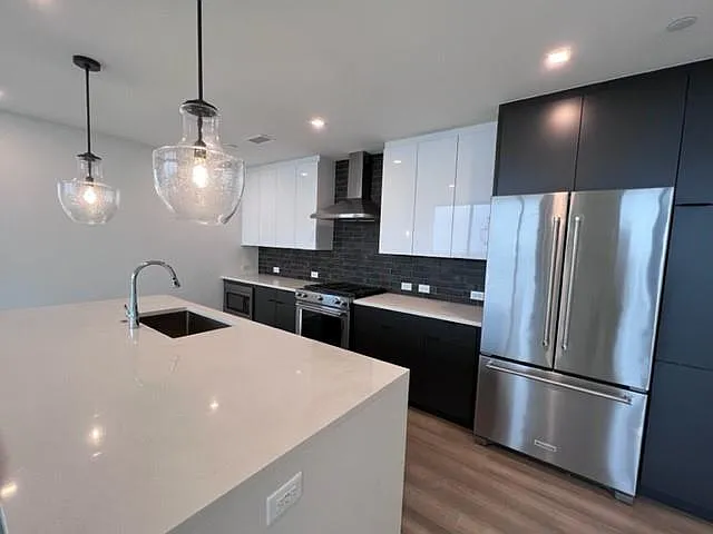 2 bed, 2.5 bath, 1394 sqft, $3,500 — Photo 4