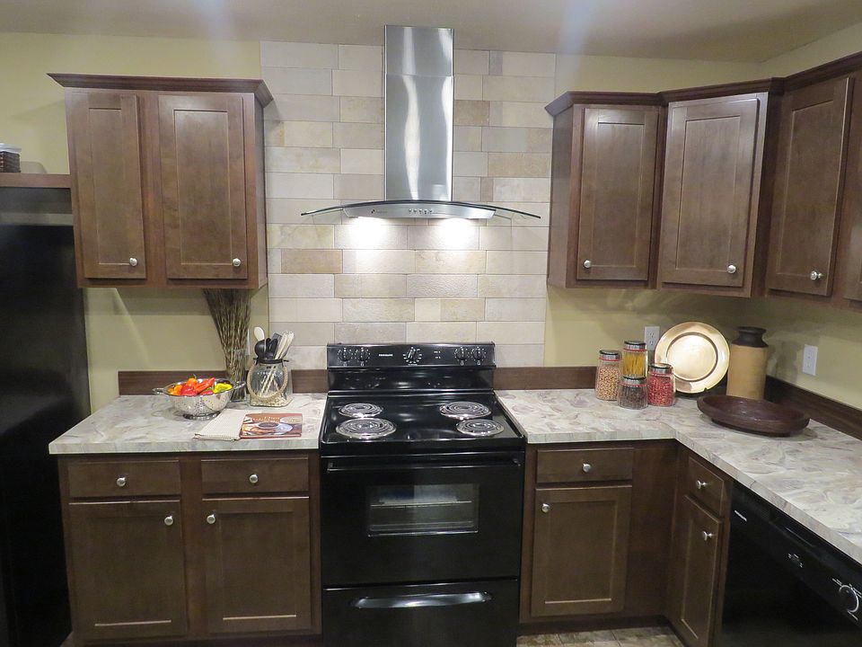 1st image of 25839 Hanover Dr