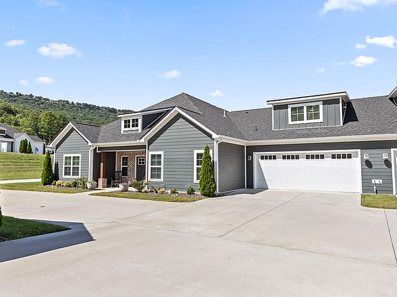 2nd image of 815 Wellstone Dr