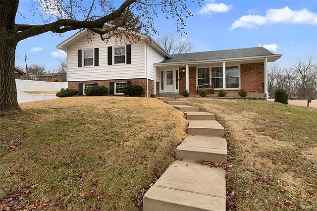1st image of 9001 Maple Grove Dr