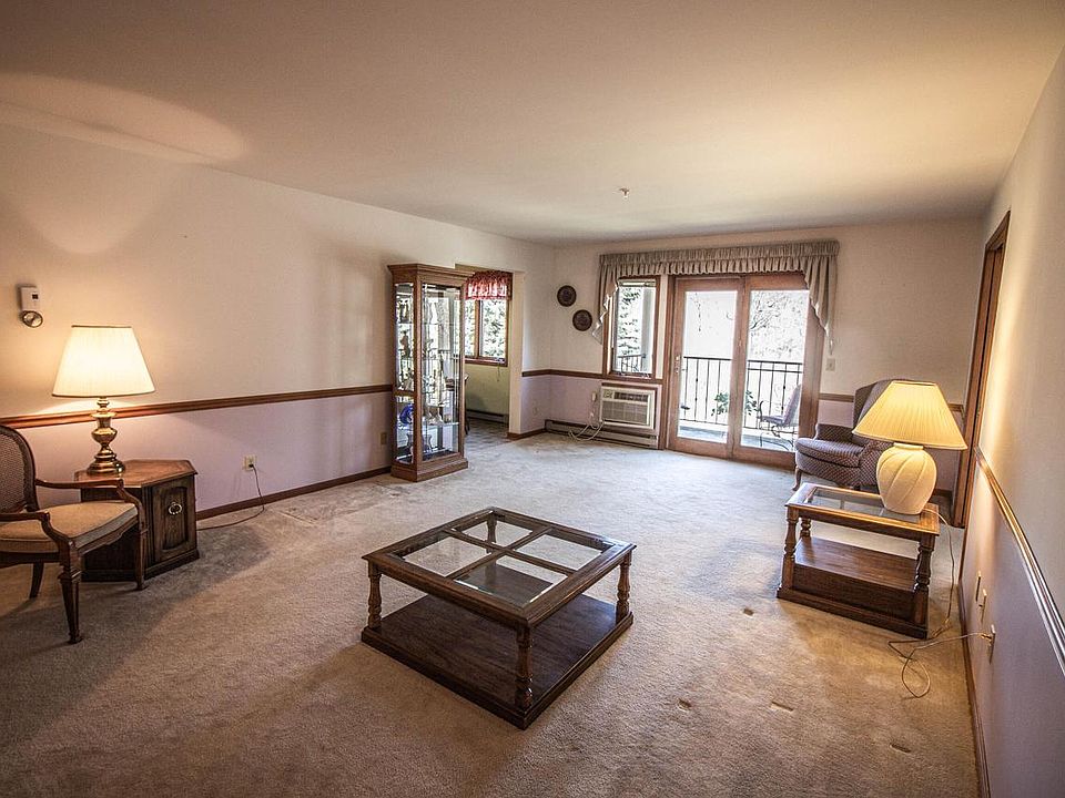 Park Place 530 N Silverbrook Dr West Bend WI Zillow