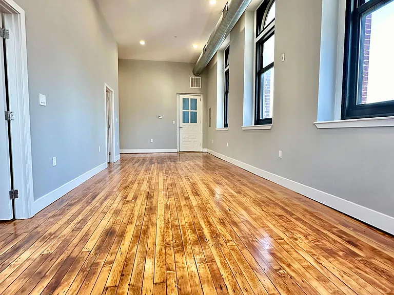 1519 S 17th St #316 — Photo 5