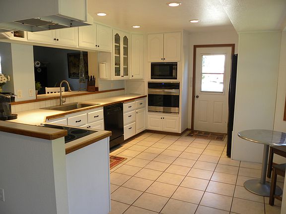 4th image of 636 Cherrywood Loop