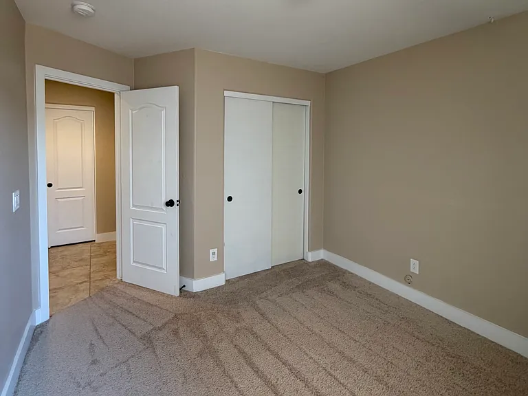19537 N Sandalwood Dr — Photo 28