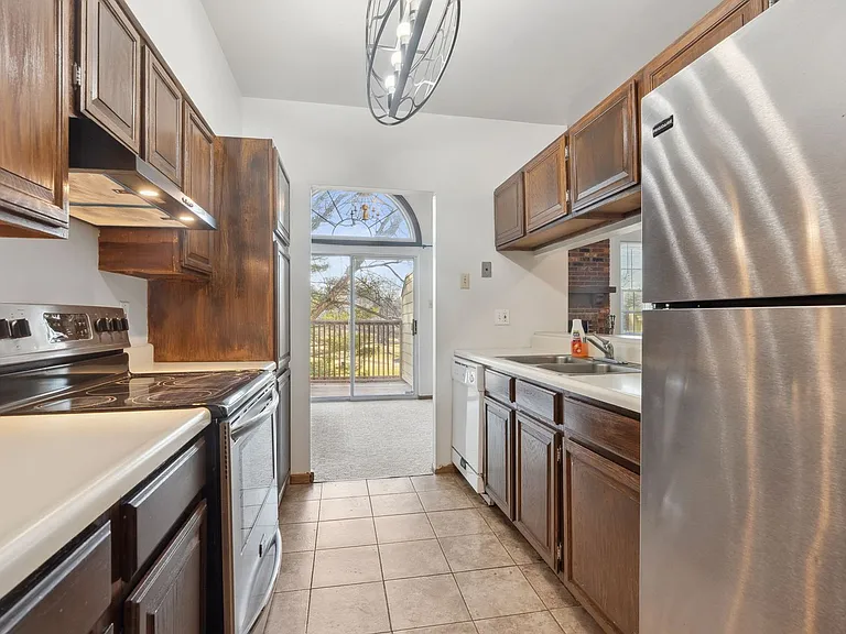 12110 Autumn Lakes Dr — Photo 11