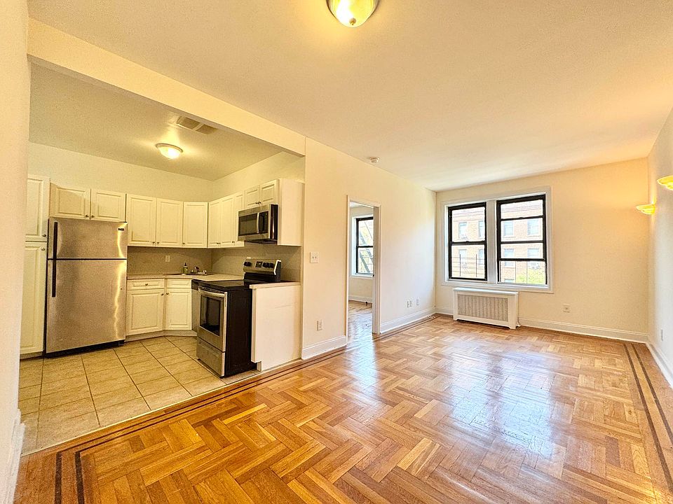 1st image of 4333 42nd St #4D