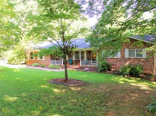 7921 Stokes Line Ln, Walnut Cove, NC 27052