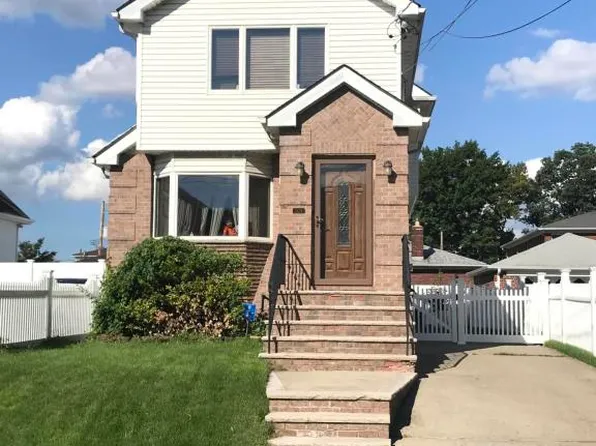 209 Adams Ave, Staten Island, NY 10306