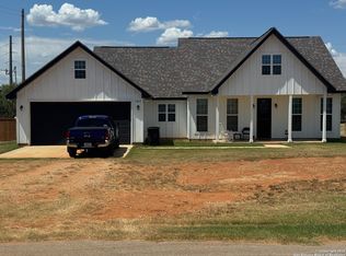 7411 Maverick Heights, Somerset, TX 78069