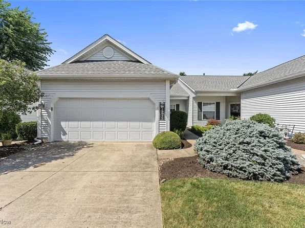 33972 Honeysuckle Ln, North Ridgeville, OH 44039