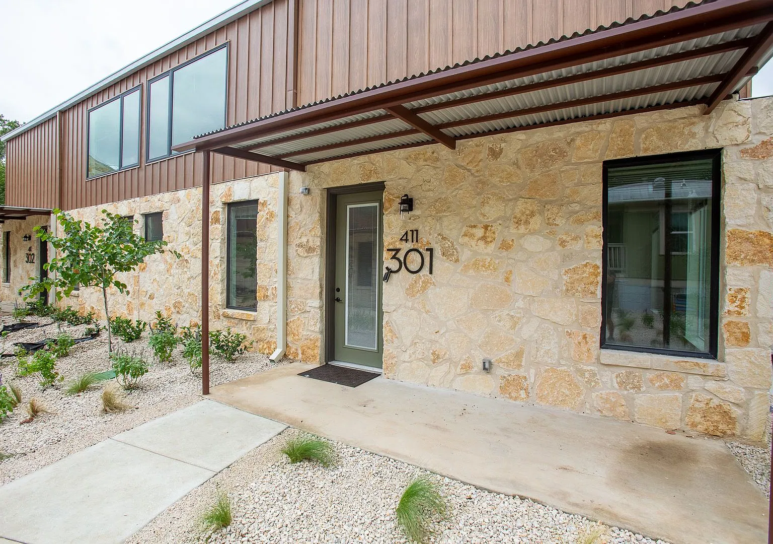 Modern Luxury in San Marcos' Premier Courtyard Community Now Leasing! — Photo 2