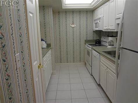 3rd image of 845 E Gulf Dr #1532