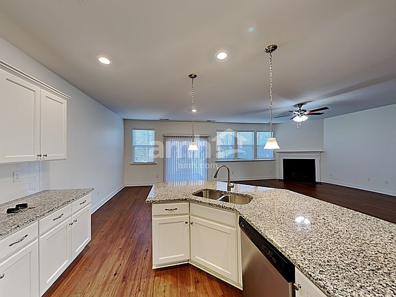 4th image of 3180 Greystoke Ct