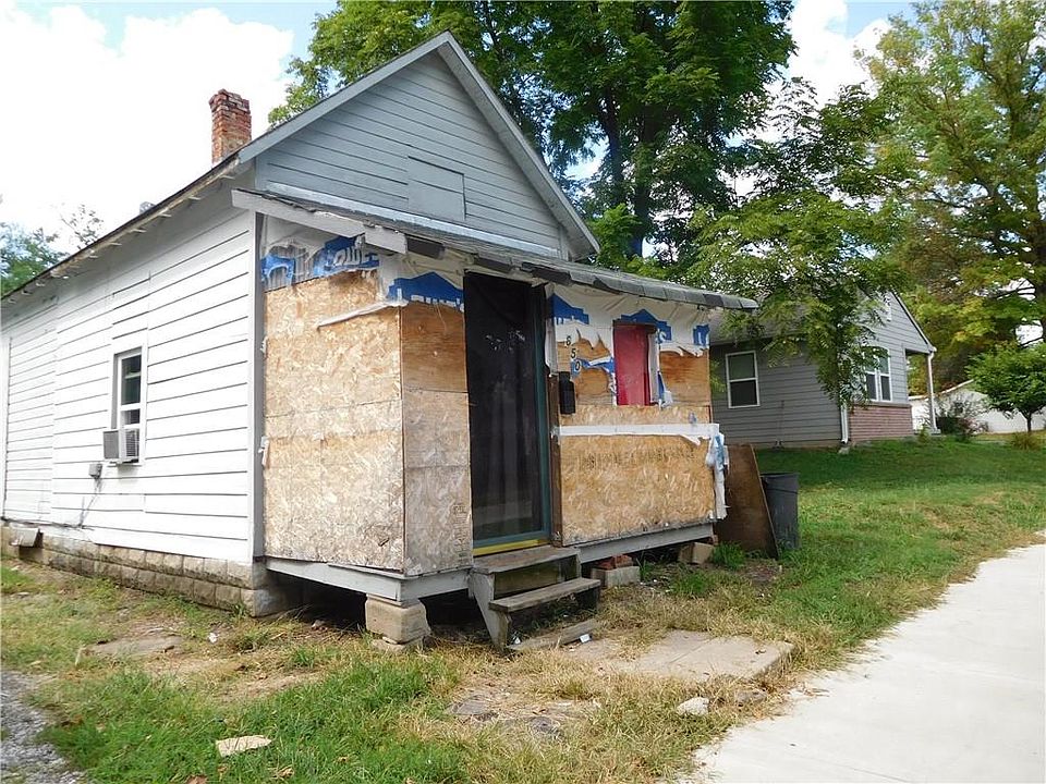 1st image of 650 Hurricane St