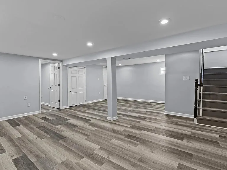 3611 Wabash Ave — Photo 12