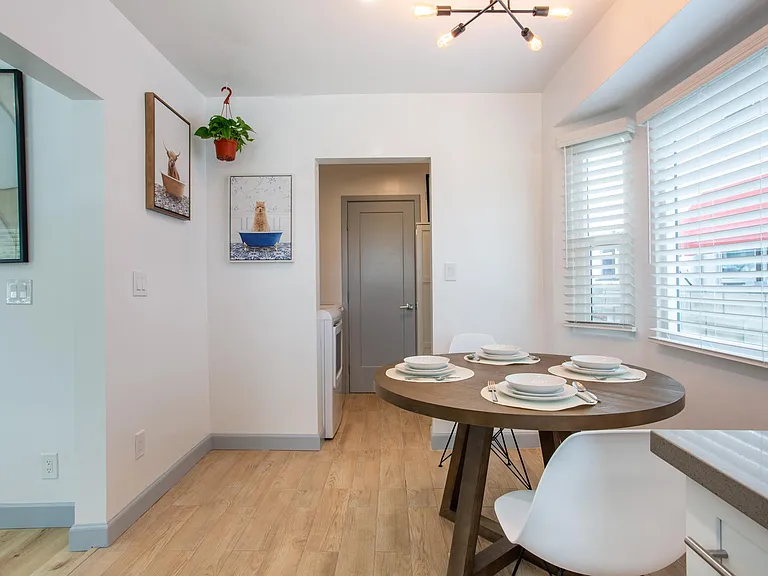 2617 W Norwood Pl — Photo 27