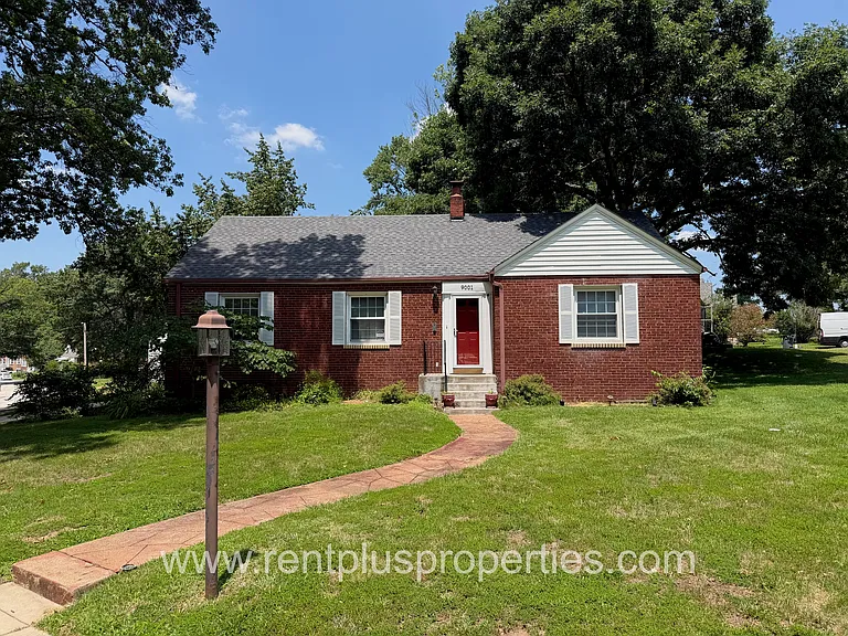9001 McNulty Dr — Photo 1