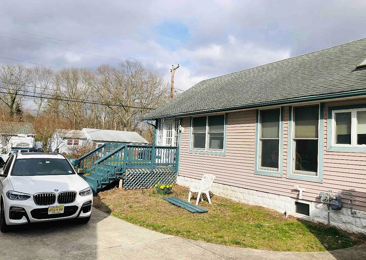 Rhode Island Ave, Somers Point — Photo 1