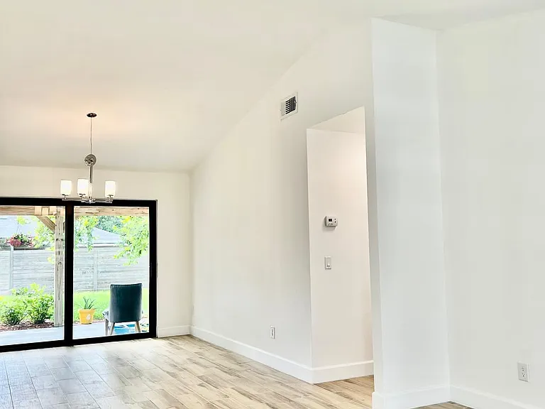12906 Ohio Woods Ln — Photo 3