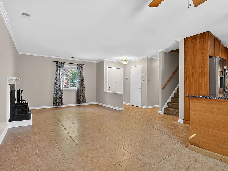 11306 Geddys Ct — Photo 5