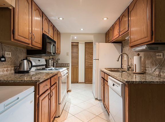 2nd image of 8025 Woodglen Ln APT 502
