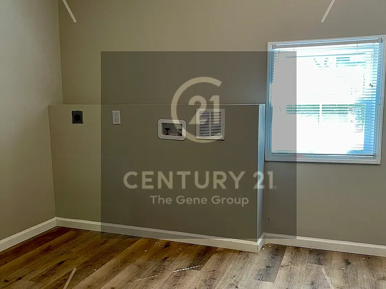 319 Wyoming St — Photo 12