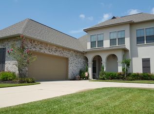 18624 Lake Harbor Ln, Prairieville, LA 70769