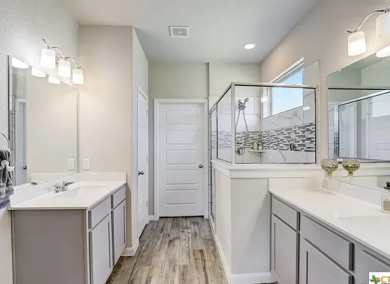 15306 Comanche Grv — Photo 10
