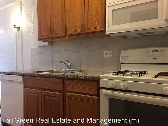 5th image of 6822 N Ashland Blvd APT 4F