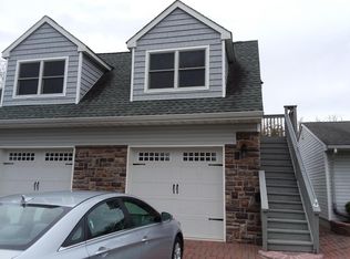 27 Nevada Ave, North Middletown, NJ 07748