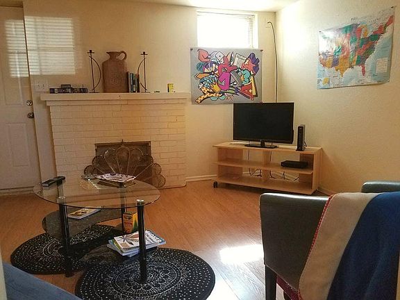 3rd image of 2501 S Broadway Unit B