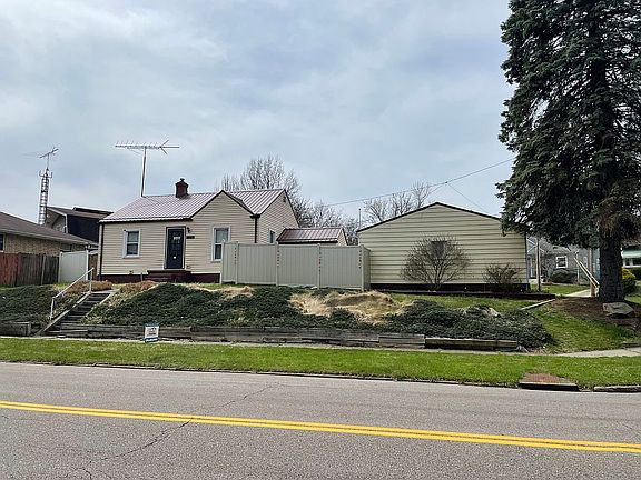 2nd image of 1716 Tonawanda Ave