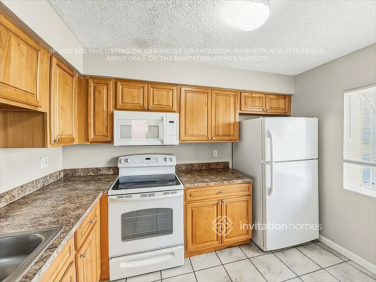 9108 SW 147th Ct — Photo 9