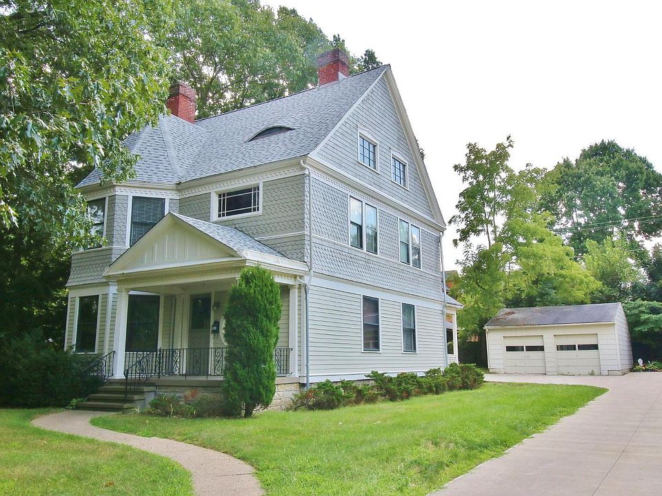 1st image of 1010 Findley Ave
