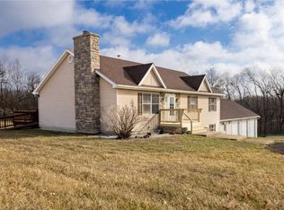 10105 NW Timber Rdg, Cameron, MO 64429