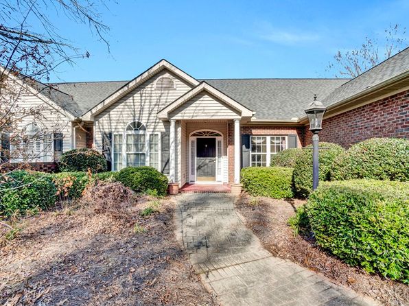 114 Hunters Village Dr, Greenwood, SC 29649