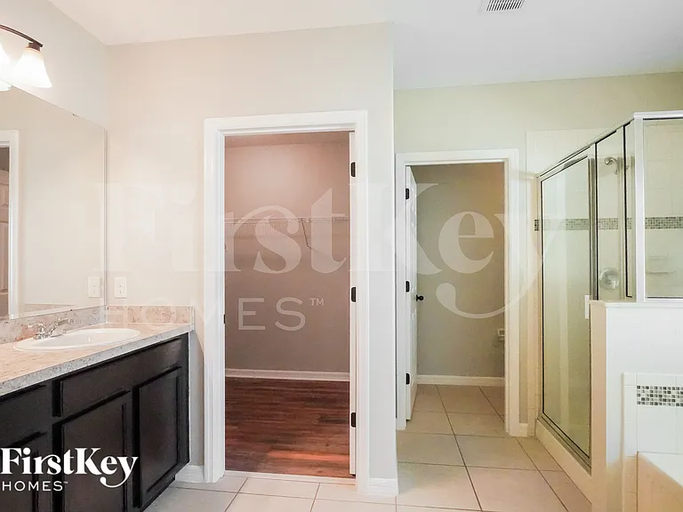 3734 Briarwood Estates Cir — Photo 11