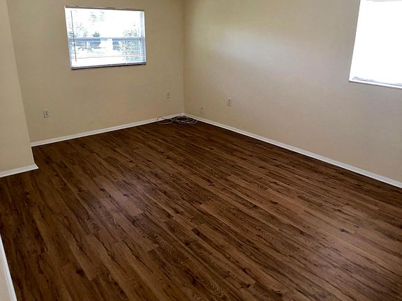 5th image of 9810 53rd Ln