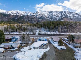 15 Us Highway 26, Alpine, WY 83128