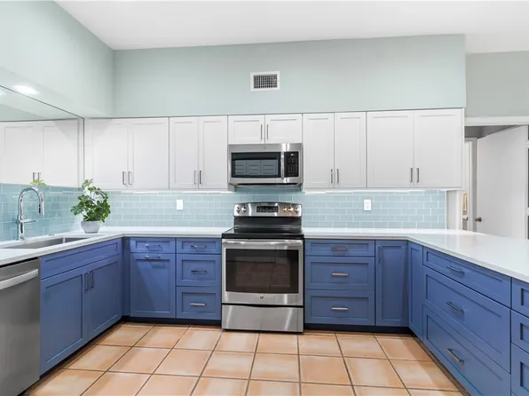 5040 Harmony Cir APT 107, Vero Beach, FL 32967
