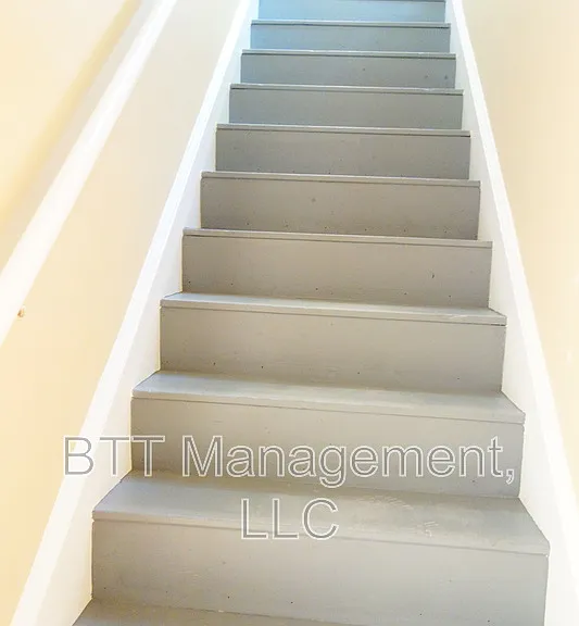 8405 Greenwood Ave #2 — Photo 46
