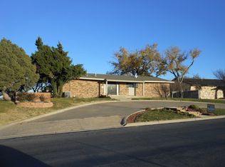 1603 Locust St, Canadian, TX 79014