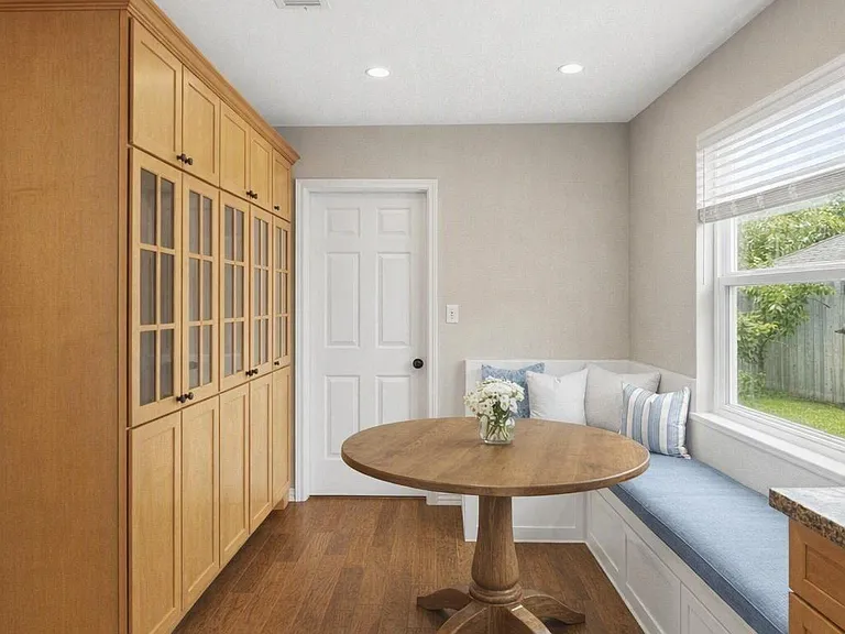 6131 Yarwell Dr — Photo 20