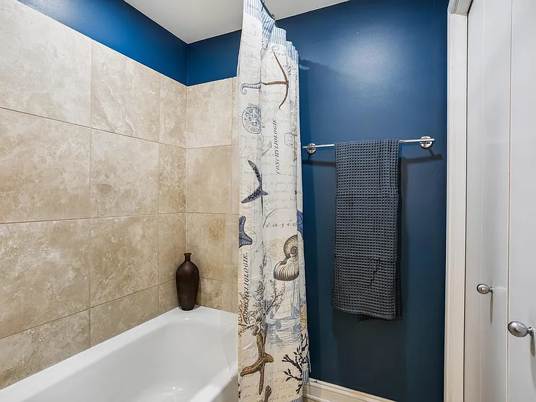 1829 Park Ave #7X — Photo 12