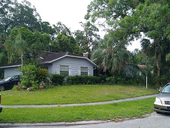 4th image of 936 Red Fox Rd