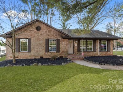 7101 Woodstock Dr, Charlotte, NC, 28210