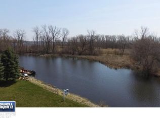 27 Taylor St, Winneconne, WI 54986